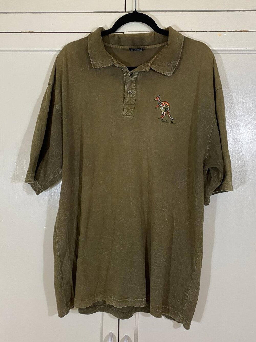 VINTAGE Australia Outback Y2K/90’s Kangaroo Polo Shirt Size XL Distress Wash